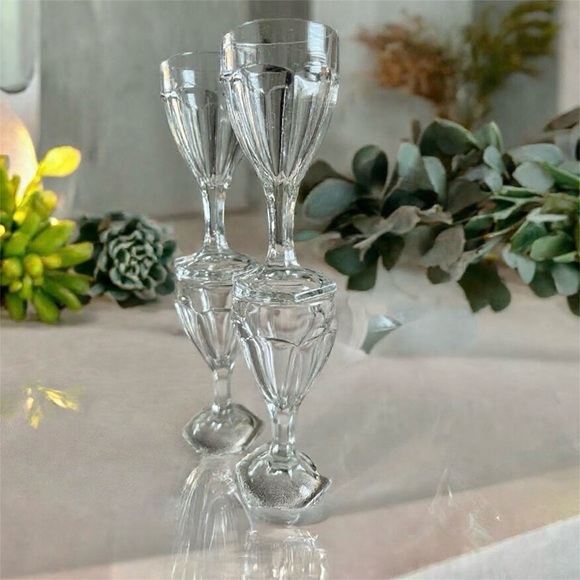 4 Antique Early 1900s 6-Paneled EAPG Small Wine Or Juice Glasses - Picture 4 of 6